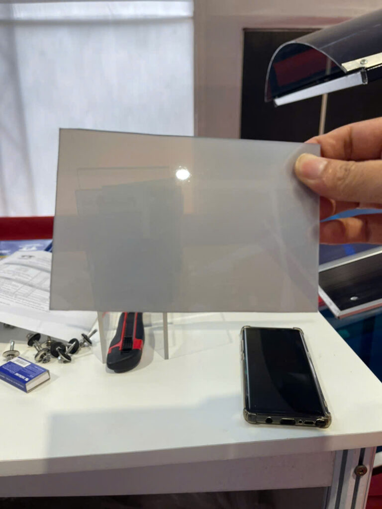 Tấm nhựa poly đặc màu xám Bạc 